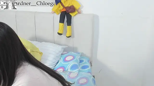  Chloe gardner online show from 19, 12, 2025