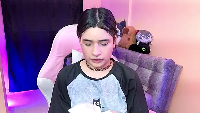 bonnieTaylor1 online show from 15, 1, 2026