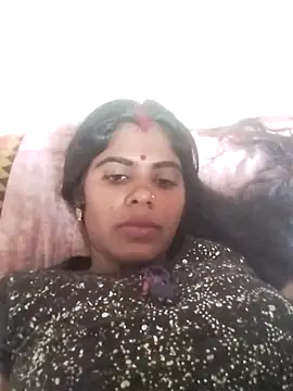 Sexy Rajkumari123 online show from 17, 12, 2025