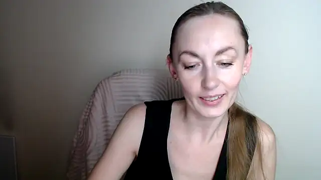 LiaSeass  online show from 24, 6, 2026