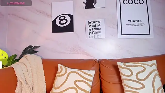 EVANGELIINE 21 online show from 22, 2, 2026