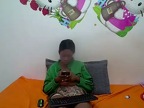 Snapshot of MissSexyVibe32 chatting on 14, 12, 2025 MissSexyVibe32 online show from 14, 12, 2025