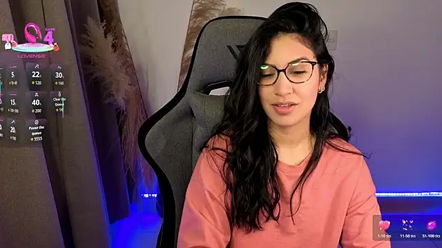 Snapshot of chloebum_ chatting on 22, 5, 2026 chloebum online show from 22, 5, 2026
