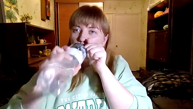 swett girll online show from 3, 3, 2026