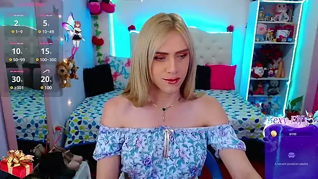 Snapshot of golden_girl01 chatting on 11, 12, 2024 golden girl01 online show from 11, 12, 2024