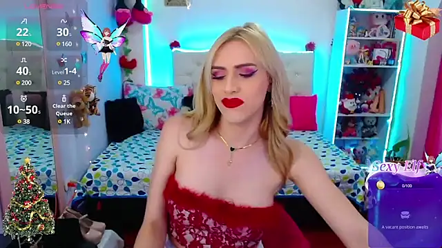 Snapshot of golden_girl01 chatting on 18, 12, 2024 golden girl01 online show from 18, 12, 2024