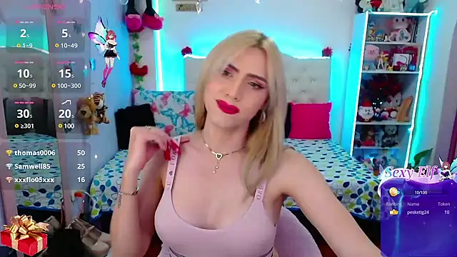 Snapshot of golden_girl01 chatting on 23, 12, 2024 golden girl01 online show from 23, 12, 2024