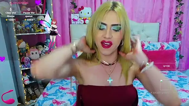 Snapshot of golden_girl01 chatting on 12, 9, 2025 golden girl01 online show from 12, 9, 2025