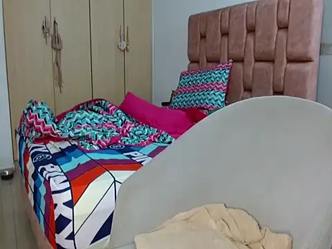 vanessa hot69  online show from 18, 1, 2026