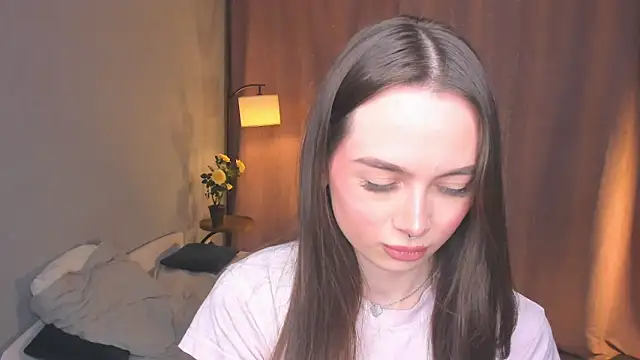 YvonneRobes online show from 15, 3, 2026