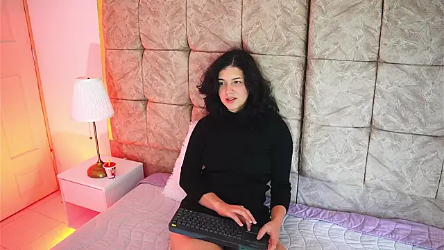 AlexiaClark7 online show from 25, 2, 2026