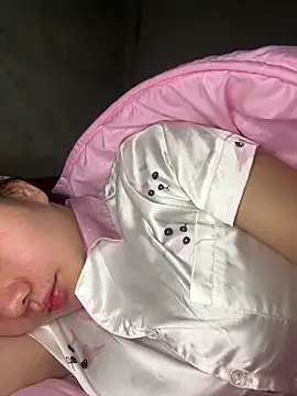 leo-kitty online show from 19, 12, 2025