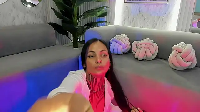 cheekybitch  online show from 8, 1, 2026