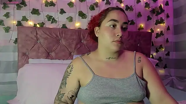 Snapshot of Ayla-marttinez chatting on 19, 6, 2026 Ayla-marttinez online show from 19, 6, 2026