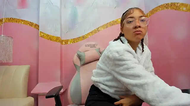 Jadde Greyy  online show from 17, 4, 2026