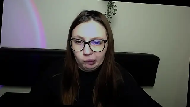 LiliaErmi online show from 14, 4, 2026