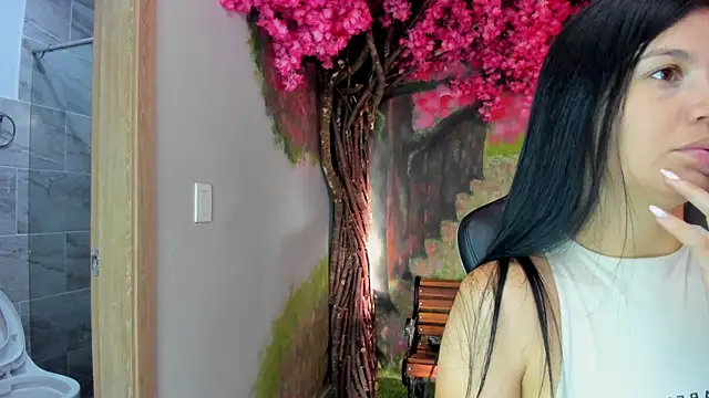 marahanson  online show from 17, 12, 2025