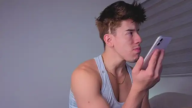 maxxcooper1 online show from 19, 12, 2025