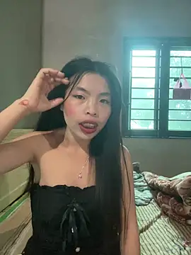 Snapshot of lux-su chatting on 10, 5, 2026 lux-su online show from 10, 5, 2026