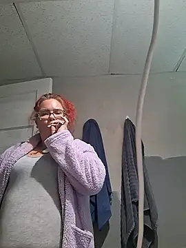 Snapshot of Goddessalizeee chatting on 18, 12, 2025 Goddessalizeee online show from 18, 12, 2025