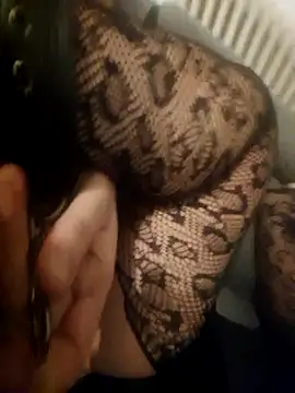 Peanutgirl online show from 13, 12, 2025