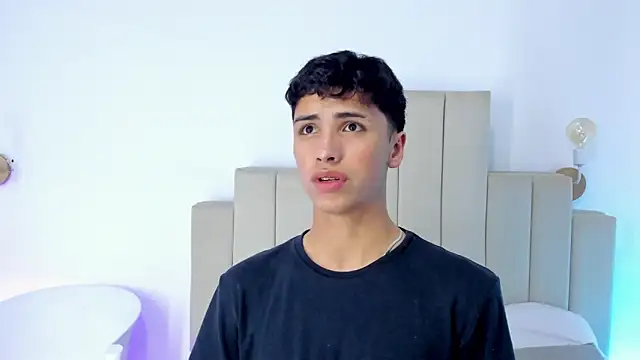 JoshClaarktt online show from 4, 3, 2026