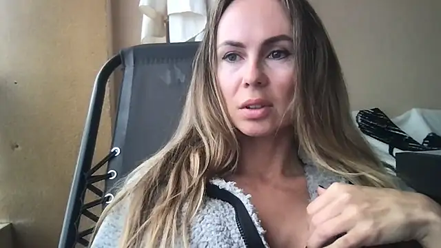 LeMilf online show from 28, 2, 2026