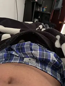 Snapshot of Croppedsex chatting on 14, 12, 2025 Croppedsex online show from 14, 12, 2025