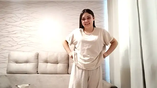 Snapshot of VivienneKottraba chatting on 15, 1, 2026 VivienneKottraba online show from 15, 1, 2026