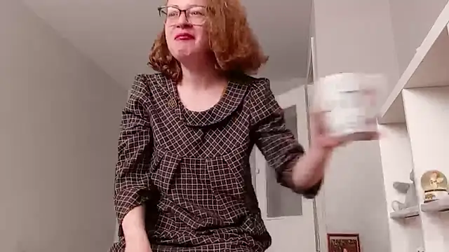 Snapshot of Alice_newhome chatting on 30, 4, 2026 Alice newhome online show from 30, 4, 2026