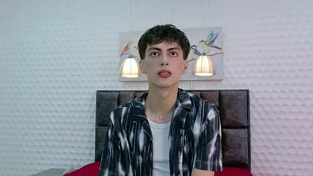 Snapshot of Martin_Williams chatting on 17, 12, 2025 Martin Williams online show from 17, 12, 2025