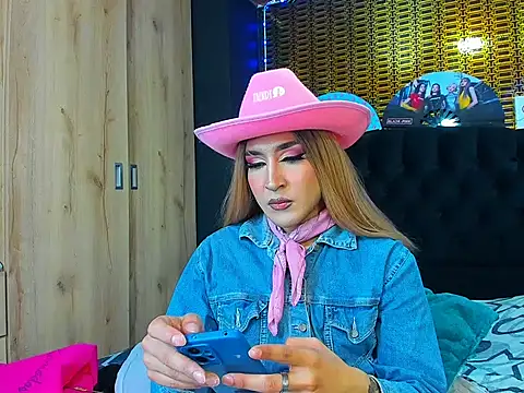 georgiina giio online show from 13, 4, 2026