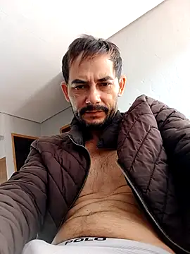 Snapshot of drloverv chatting on 7, 4, 2026 drloverv online show from 7, 4, 2026