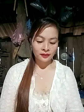 Snapshot of Mayly-s chatting on 18, 12, 2025 Mayly-s online show from 18, 12, 2025