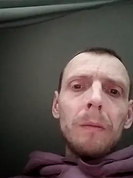 Snapshot of CrookedBunk3527 chatting on 14, 12, 2025 CrookedBunk3527 online show from 14, 12, 2025