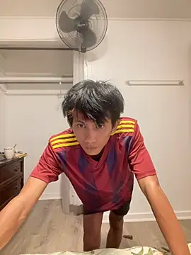 Snapshot of jhaycobXgarcia chatting on 17, 12, 2025 jhaycobXgarcia online show from 17, 12, 2025