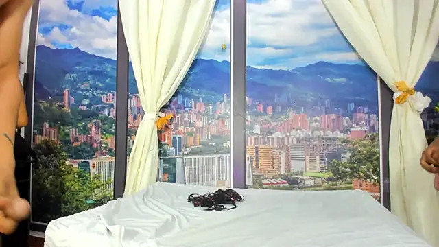 Snapshot of CandyAndMattew chatting on 16, 12, 2025 CandyAndMattew online show from 16, 12, 2025