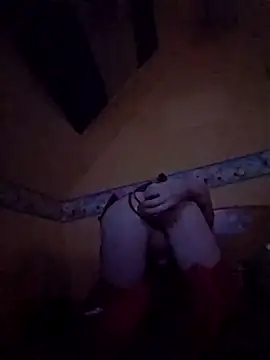 Snapshot of StrictChain458 chatting on 17, 12, 2025 StrictChain458 online show from 17, 12, 2025