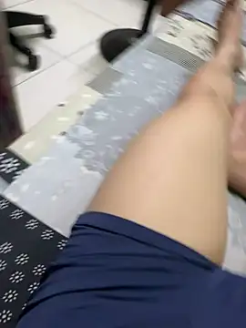 Snapshot of zzzzx989 chatting on 2, 2, 2026 zzzzx989 online show from 2, 2, 2026