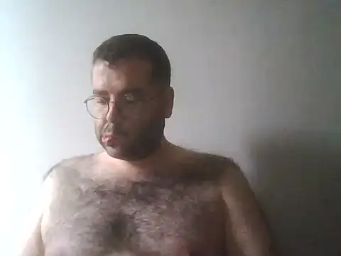 kkadam1 online show from 18, 4, 2026