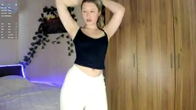 SkyeDavis online show from 29, 5, 2026
