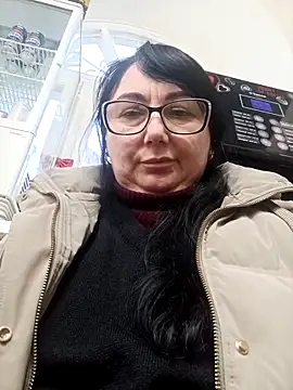 MariSwan222 online show from 10, 2, 2026