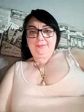 Snapshot of MariSwan222 chatting on 8, 6, 2026 MariSwan222 online show from 8, 6, 2026