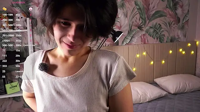 Snapshot of MerrieBarnicle chatting on 14, 1, 2026 MerrieBarnicle online show from 14, 1, 2026