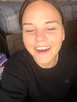 Snapshot of TrendySunrise62 chatting on 17, 12, 2025 TrendySunrise62 online show from 17, 12, 2025