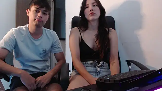 T-PHotxCouple online show from 20, 6, 2026