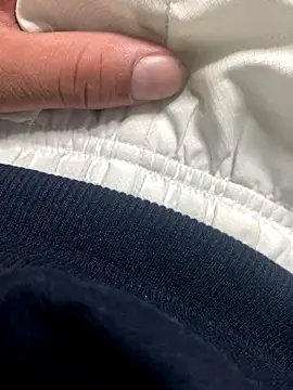 Snapshot of huffies_cam chatting on 16, 12, 2025 huffies cam online show from 16, 12, 2025