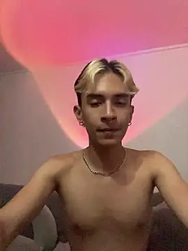 Dracco Velour  online show from 1, 3, 2026