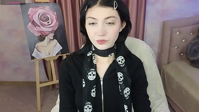 Mila Whelson online show from 12, 2, 2026