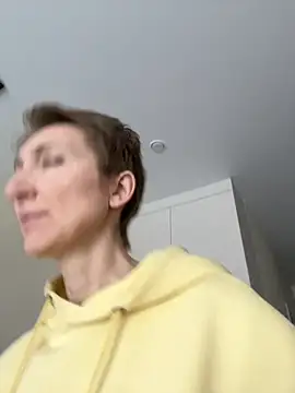 Sensual Flower online show from 5, 2, 2026